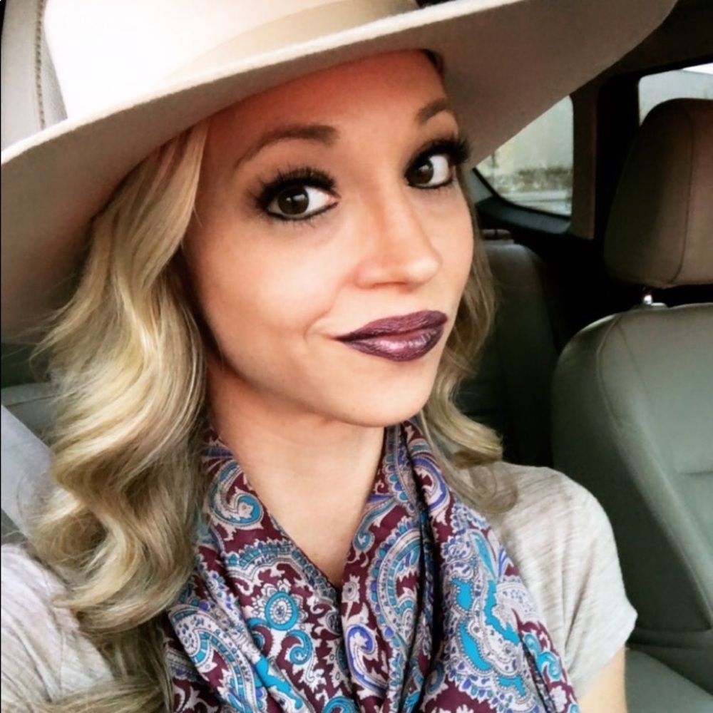 Meet your Posher, Heather